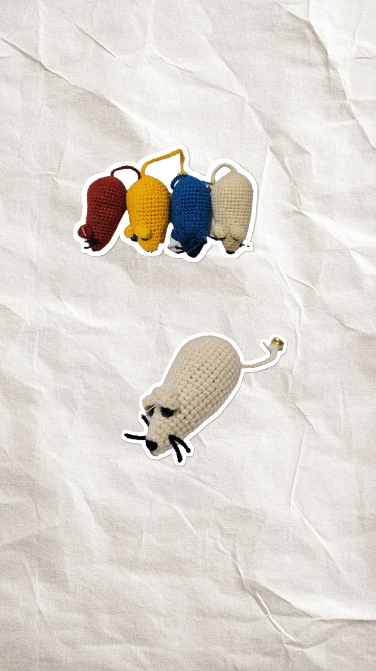 اسباب بازی بافتنی زنگوله دار موش متوسط